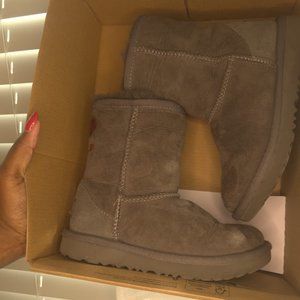 UGG Size 12 Classic Rain Boots Grey Leather/Rubber